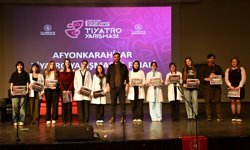 Afyon’da sahne gençlerin! Tiyatro finalinde kazanan belli oldu