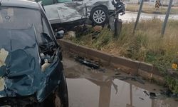 Afyon-Eskişehir Kara Yolunda Kaza: 2'si Ağır 4 Kişi Yaralandı!