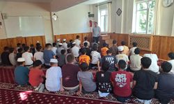 Afyonkarahisar İl Müftülüğü’nden Hafız Öğrencilere Anlamlı Seminer: "Teknoloji Tehlikeye Dönüşmeden!"