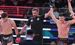 Afyonlu milli sporcu Saruhan Şanlı WFA ringinde galip geldi: Zaferini annesine adadı