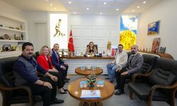 Başkan Köksal, Kızılay kan bağışı merkezi yöneticileriyle iş birliği masasında