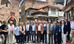 Milletvekili Olgun’dan çarşı turu: Afyon esnafının gündemi yerinde değerlendirildi