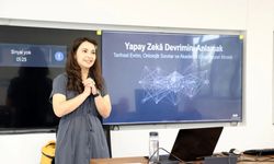 AKÜ’de yapay zekâ eğitimi: Yapay zekâyı kullanma ve etkili prompt teknikleri anlatıldı