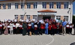 İscehisar’da karne heyecanına protokol de ortak oldu
