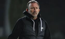 Sergen Yalçın'ın Koltuğuna Oturacak İsim Belli Oldu: Beşiktaş İtalyan Hocayı Getiriyor!