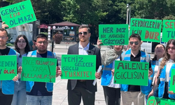 Zafer Meydanı’nda Duygulandıran Gösteri! Gençlerden Bağımlılığa Karşı Güçlü Mesaj