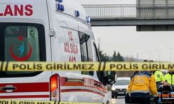 Afyonkarahisar Merkezde Korkutan Kaza: Otomobil ile Motosiklet Çarpıştı, Yaralılar Var!