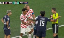 ABD-Paraguay Maçında Futbol Tarihini Değiştiren Karar! VAR Devrimi Dünya Kupası'nda Kartın Sahibi Canlı Yayında Değişti