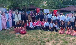 Sandıklı’da el emeği göz nuru eserler sergilendi! Dikiş nakış sergisi yoğun ilgi gördü