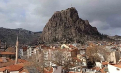 Afyon’da Bugün Hava Nasıl Olacak? Saat Saat Değişiyor! Yağış Uyarısı Geldi