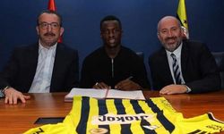 Amara Diouf hangi mevki, piyasa değeri ne kadar? Fenerbahçe'nin yeni transferi Amara Diouf kimdir, kaç yaşında, nereli?