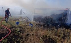 Sandıklı'da Bağ Evinde Korkutan Yangın: İtfaiye Ekipleri Alevleri Güçlükle Söndürdü!