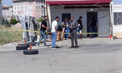 Afyonkarahisar'da Minibüs Durağına Silahlı Saldırı: Durak Başkanı Hayatını Kaybetti, 1 Kişi Ağır Yaralı