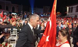 Afyonkarahisar tek yürek oldu: 15 Temmuz'un 10. yılında Zafer Meydanı'nda muhteşem anma!