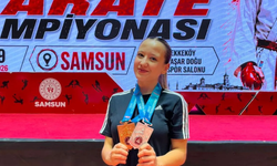 Afyonlu karateci Süngü'den büyük başarı: İki farklı kategoride çifte madalya!