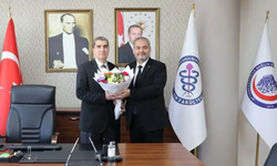 AFSÜ Tıp Fakültesi’nde Görev Değişimi: Yeni Dekan Prof. Dr. İbrahim Keleş Oldu