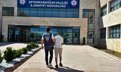 Afyon'da 4 Yıl Hapis Cezası Bulunan Dolandırıcılık Hükümlüsü Yakalandı! Cezaevine Gönderildi