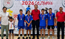 Afyonkarahisar ANALİG Erkek Badminton Takımı yarı final biletini grup lideri olarak aldı