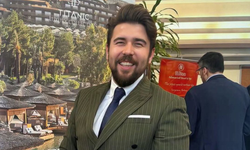 Yaralıya yardım etmek isterken canından oldu... Genç müdür Emre Özmersin, Milas’taki feci kazada yaşamını yitirdi!