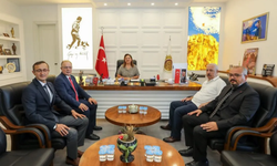 Başkan Köksal, Belediye-İş Sendikası Yönetimini makamında ağırladı