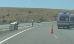 Afyonkarahisar'da korkutan kaza: Aynı aileden 3 kişi yaralanarak hastaneye kaldırıldı