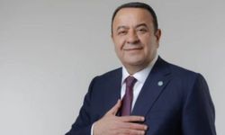 CHP Ankara Milletvekili Adnan Beker istifa mı etti, neden istifa etti? Adnan Beker kimdir, kaç yaşında, nereli?