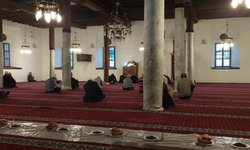 Şuhut’ta sabahın ilk ışıklarında anlamlı buluşma: Ulu Camii’nde cemaat bir araya geldi