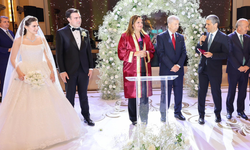 Arabacı ve Kocaşaban ailelerinin mutlu günü: İş ve siyaset dünyası buluştu, Sibel Can sahne aldı