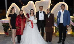 İhsaniye’de genç çift dünyaevine girdi: Başkan Kılınçarslan nikahı kıydı