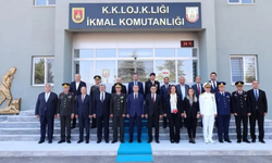 Zafer Haftası'nda Vali Aktaş’tan Garnizon Komutanlığı’na ziyaret