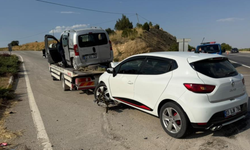 Emirdağ’da feci çarpışma: 5 kişi hastaneye kaldırıldı