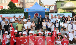 Dinar’da yaz Kur’an kursları sona erdi: Öğrenciler belgelerini aldı