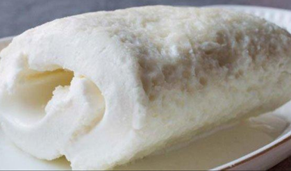 Afyon Kaymağı Neden Meşhur? Neden Sadece Afyon’da Bu Kadar Lezzetli? İşte "Beyaz Altın" Afyon Kaymağının Gizli Sırrı!