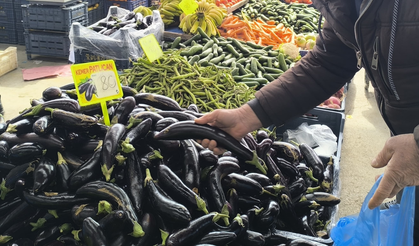 Afyon Semt Pazarlarında Zam Şampiyonu: Patlıcan Fiyatı 150 TL'ye Çıktı