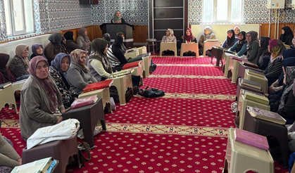 "Neslin Teminatı Kadınlar" Afyon’da Buluştu! İl Müftü Yardımcısı Anatoprak’tan Önemli Mesajlar