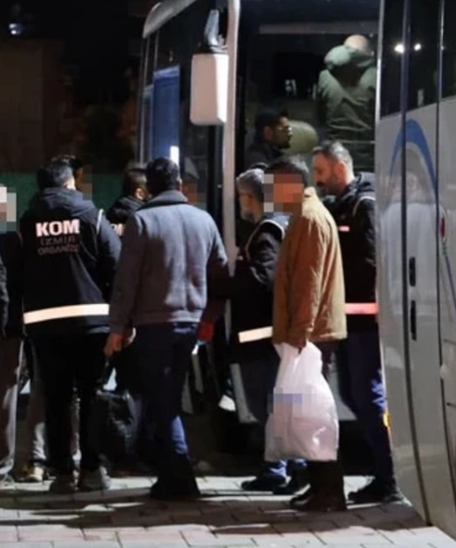 Buca Belediyesi’nde Rüşvet Soruşturması: 26 Şüpheli Adliyeye Sevk Edildi