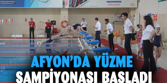 Afyonkarahisar'da yüzme şampiyonası başladı