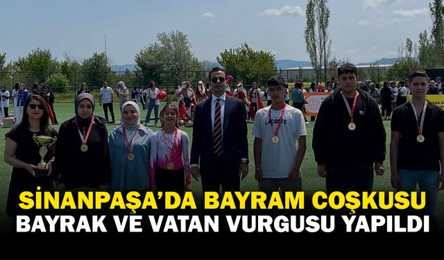 Sinanpaşa’da 19 Mayıs Coşkusu: Fener Alayı Yürüyüşüyle Kutlandı