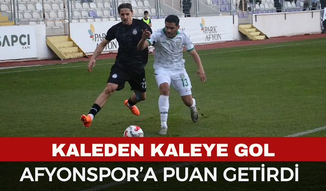 Kalecinin kendi kalesinden attığı gol maça damga vurdu!