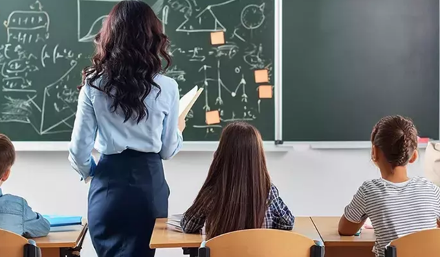 Öğrencilere Müjde! MEB Duyurdu, İki Tatil Birleşiyor...