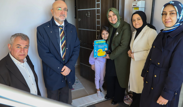 AK Parti Heyeti Tam Kadro Sahaya İndi: O Gelenek Yüzleri Güldürdü!