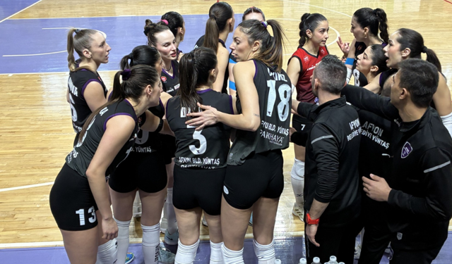 Sultanlar Ligi İçin Geri Sayım Başladı! Afyon Belediye Yüntaş Final Yolunda