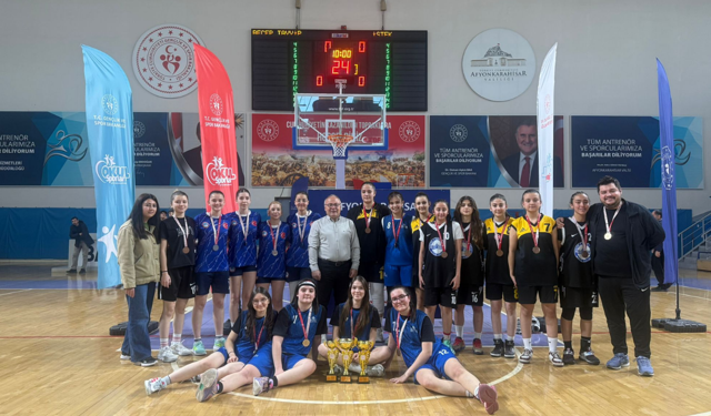 Afyon’da Okul Sporları Basketbol Heyecanı Sona Erdi! İşte Şampiyon Okullar