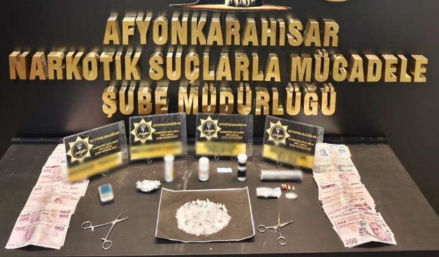 Afyon'da Sokak Satıcılarına Geçit Yok ! Torbacılara Operasyon
