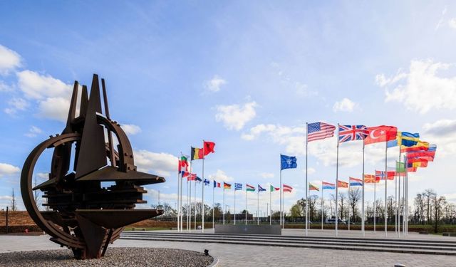 İran NATO üyesi mi, İran NATO'ya üye oldu mu?