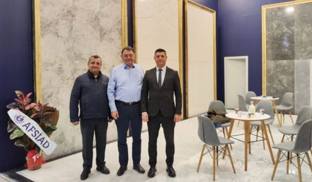 Afyonkarahisar OSB Bölge Müdürü Kıl İzmir Mermer Fuarı’nda sanayicileri ziyaret etti