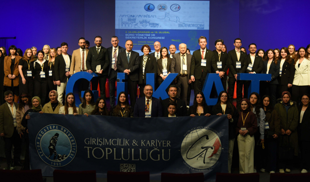 AKÜ’de Dev Organizasyon: “Büro Yönetimi ve Yapay Zeka” Kongresi Başladı