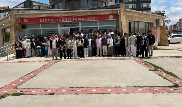 Afyonkarahisar İl Müftülüğü’nden Uluslararası Öğrencilere Sımsıcak Bayramlaşma!