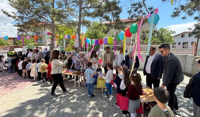 İscehisar’da Afyonkarahisar’ın kadim geleneği “Çörek Derme” yaşatıldı