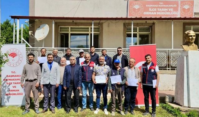 Başmakçı'da 104 saatlik "Sürü Yönetimi Elemanı" kursu başarıyla tamamlandı
